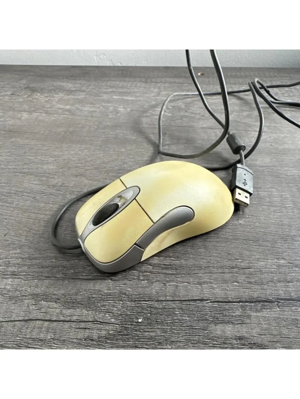 MICROSOFT X05-77975 Intellimouse Optical USB and PS/2 Compatible (used)